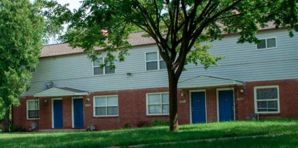 Glen Ridge Manor Townhomes and Flats (Indy Town) property